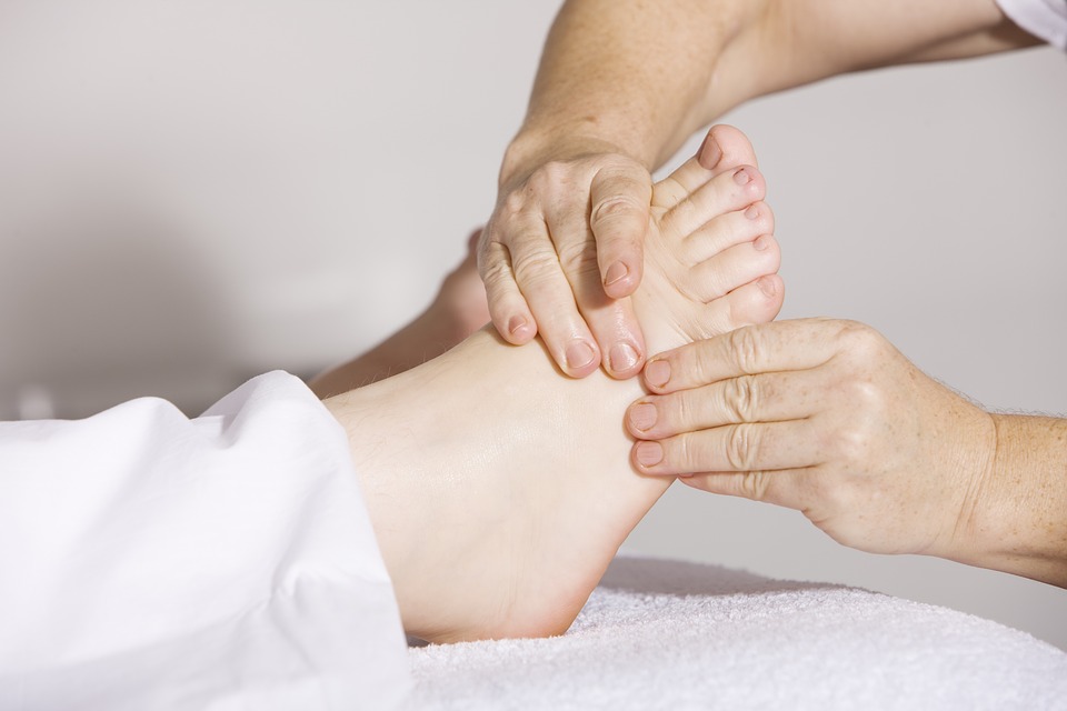 Read more about the article How to Deal with Those Pesky Corns and Calluses