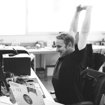 The Best Stretches for Office Workers